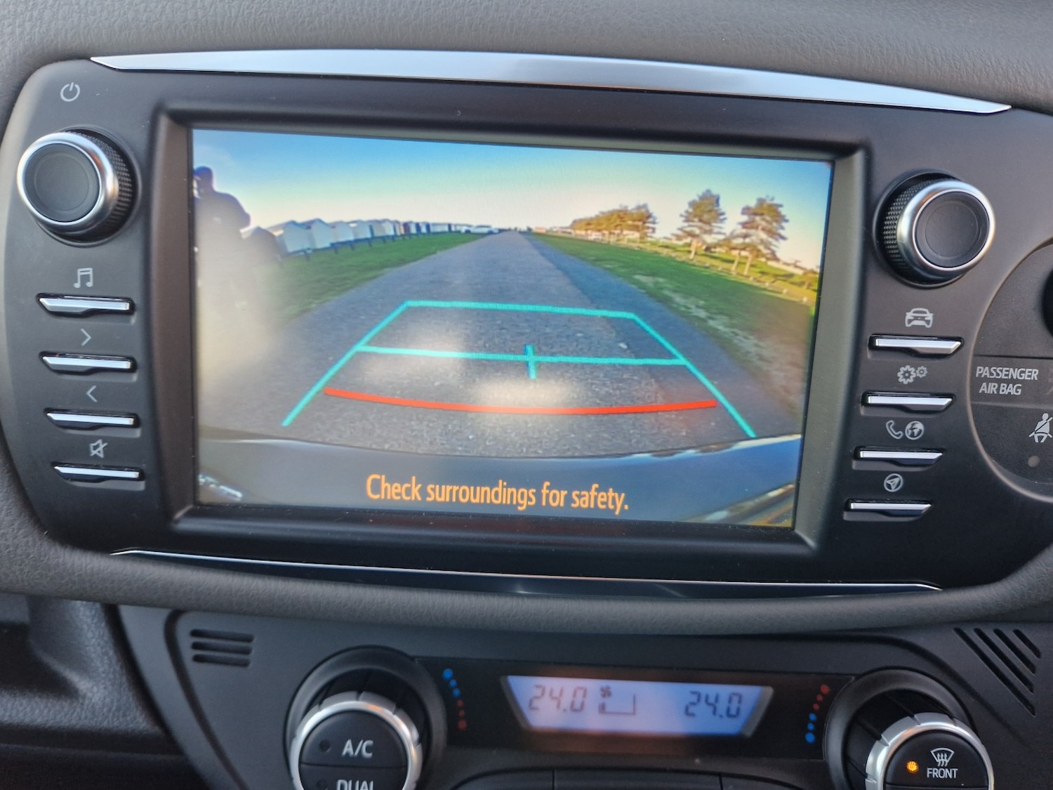 Used Toyota Yaris 2019 for sale - 76656160: Photo 11