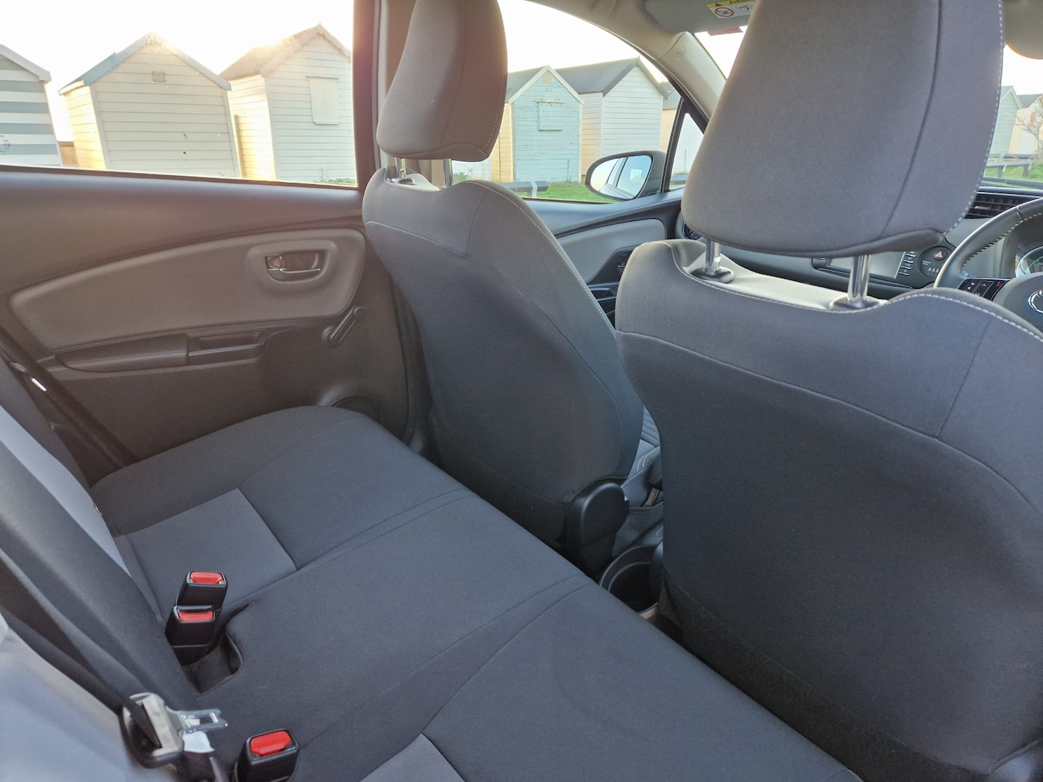 Used Toyota Yaris 2019 for sale - 76656160: Photo 14