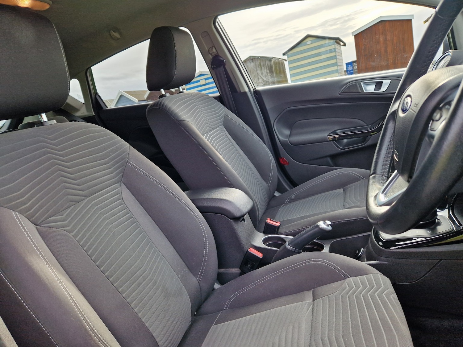 Used Ford Fiesta 2015 for sale - 76418393: Photo 11