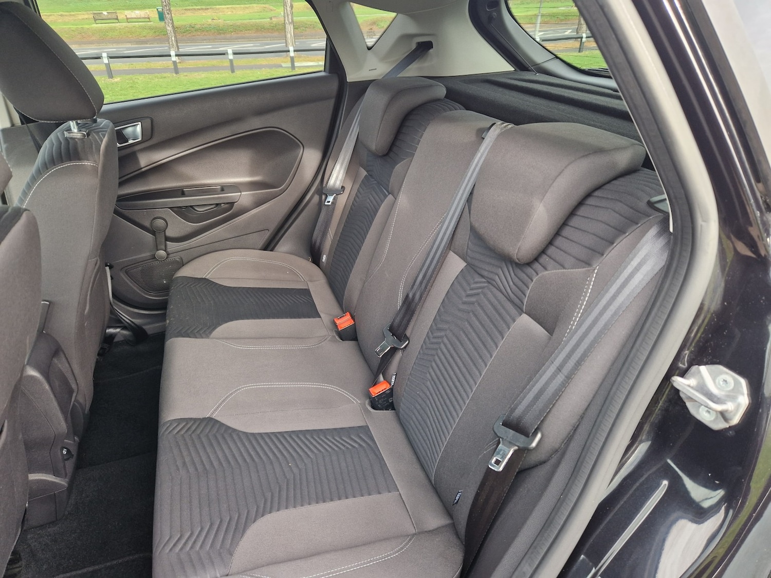 Used Ford Fiesta 2015 for sale - 76418393: Photo 15