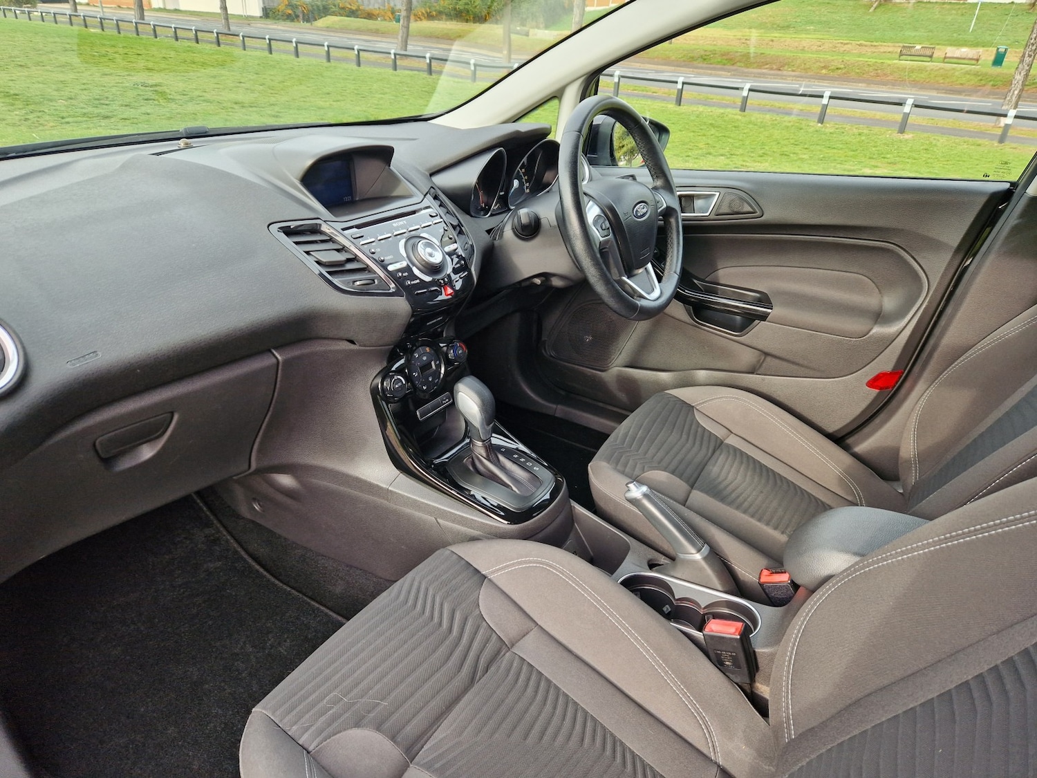 Used Ford Fiesta 2015 for sale - 76418393: Photo 16