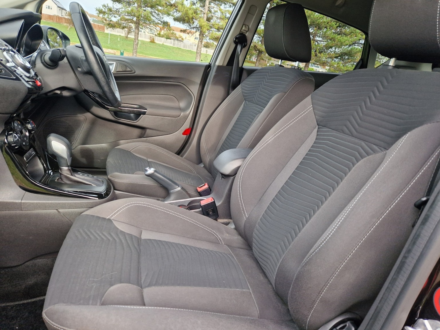 Used Ford Fiesta 2015 for sale - 76418393: Photo 17