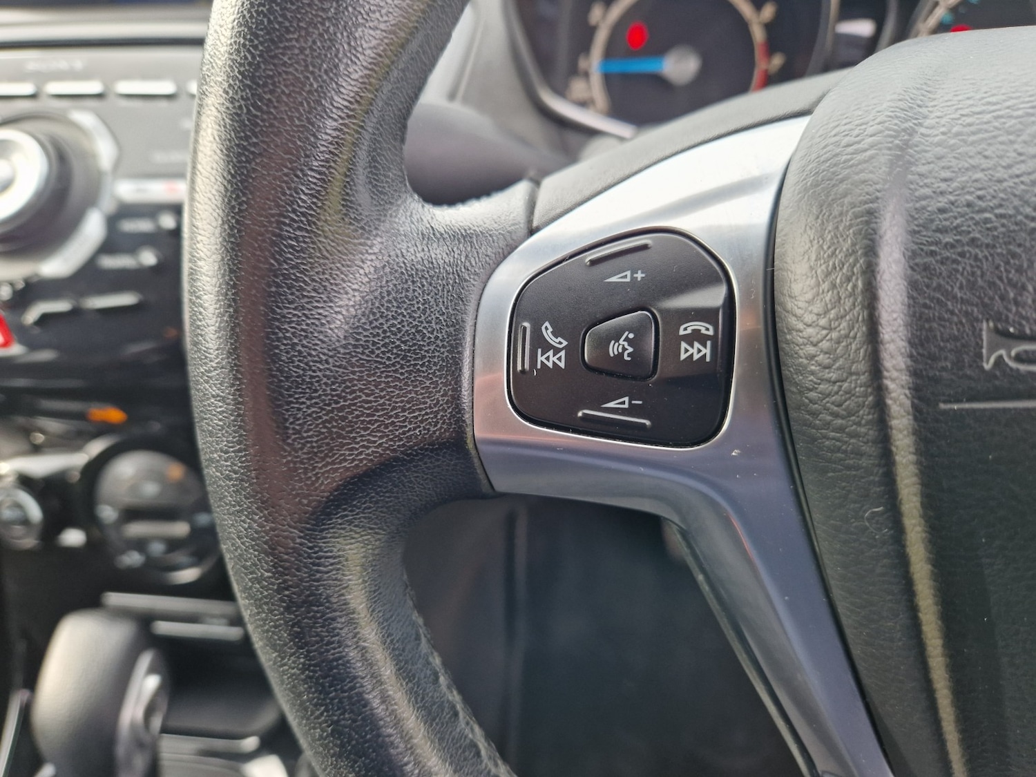 Used Ford Fiesta 2015 for sale - 76418393: Photo 23