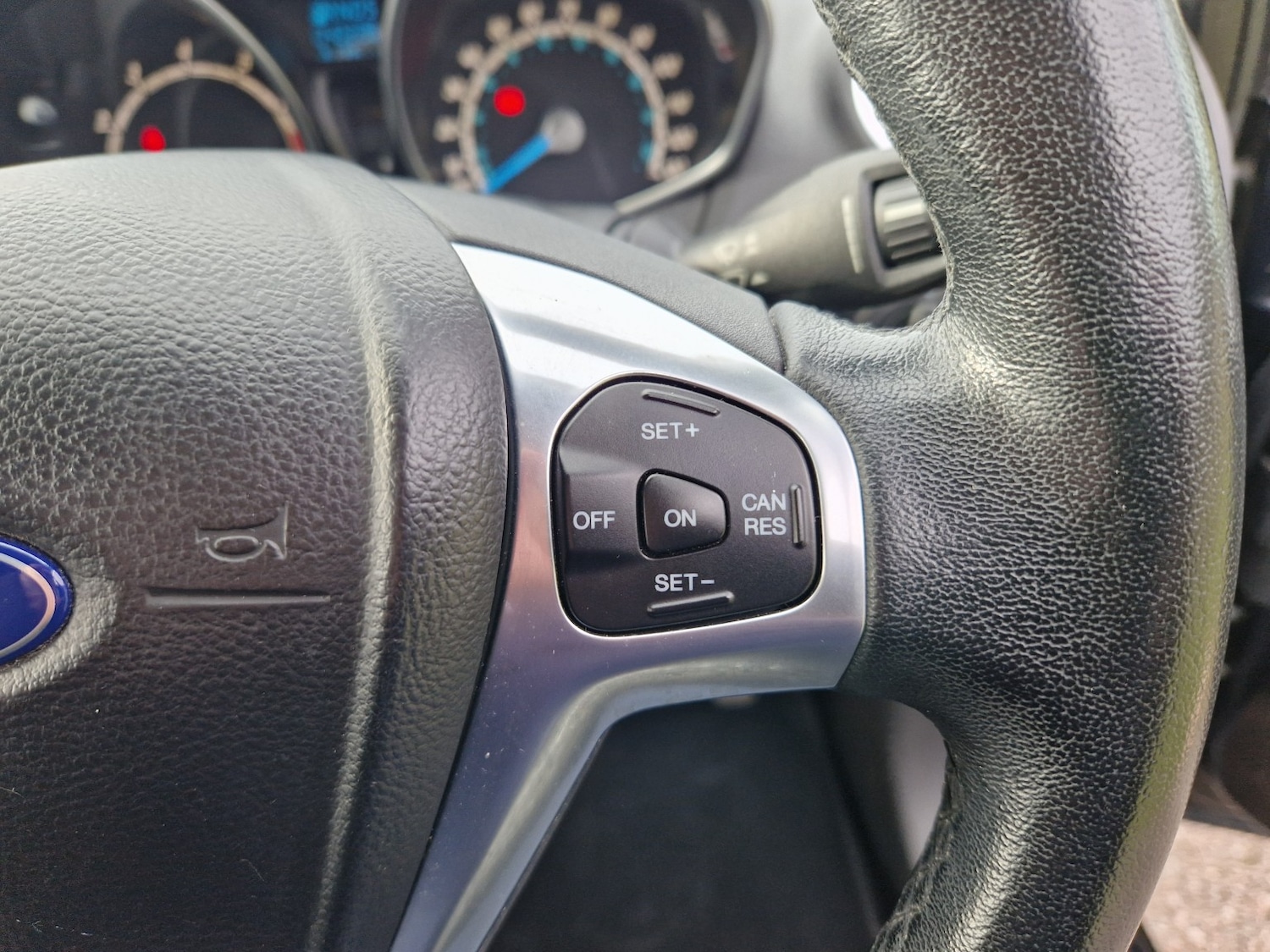 Used Ford Fiesta 2015 for sale - 76418393: Photo 24