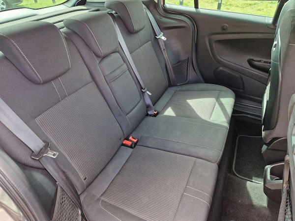 Used Ford B-MAX 2015 for sale - 74356966: Photo 14
