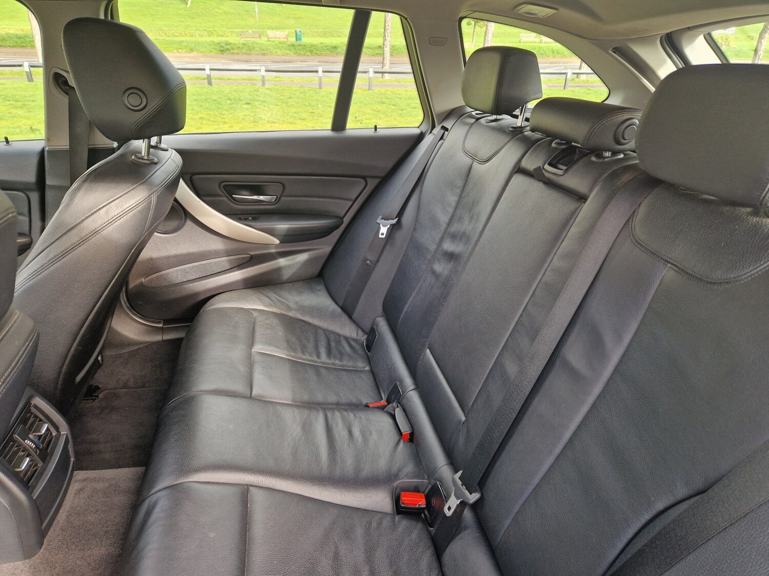 Used BMW 3 Series 2013 for sale - 77516130: Photo 15