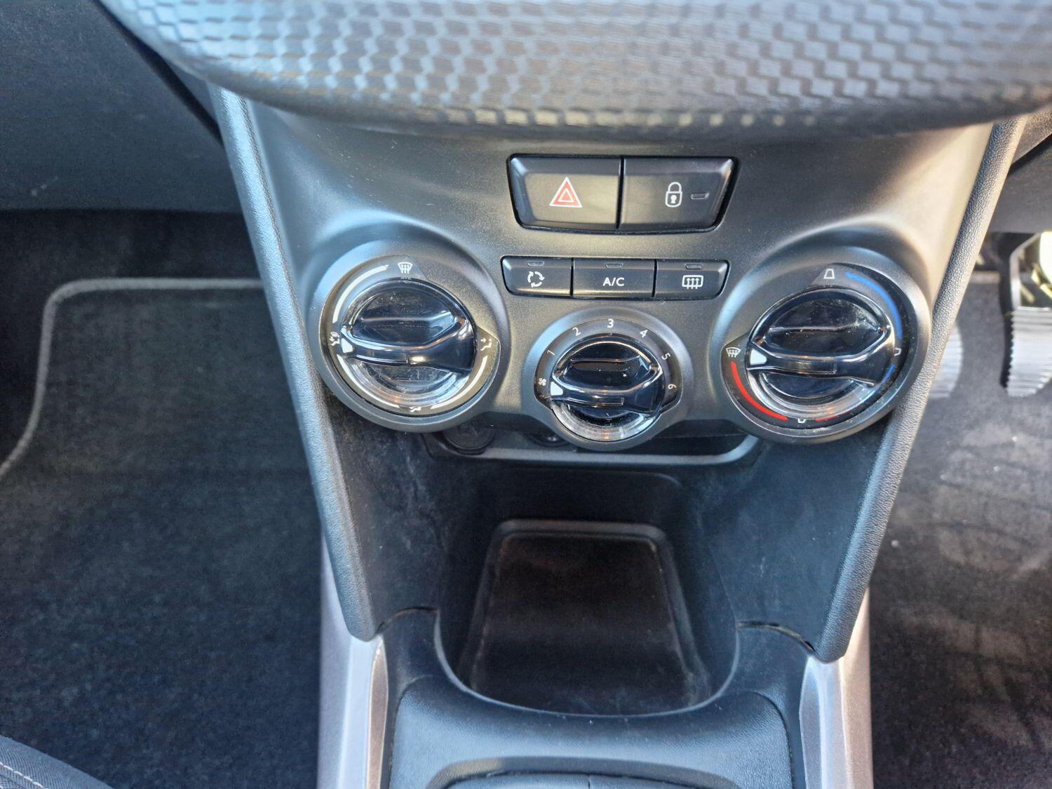 Used Peugeot 2008 2014 for sale - 76794154: Photo 20