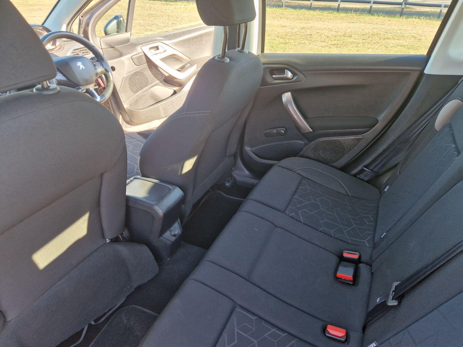 Used Peugeot 2008 2014 for sale - 76794154: Photo 24