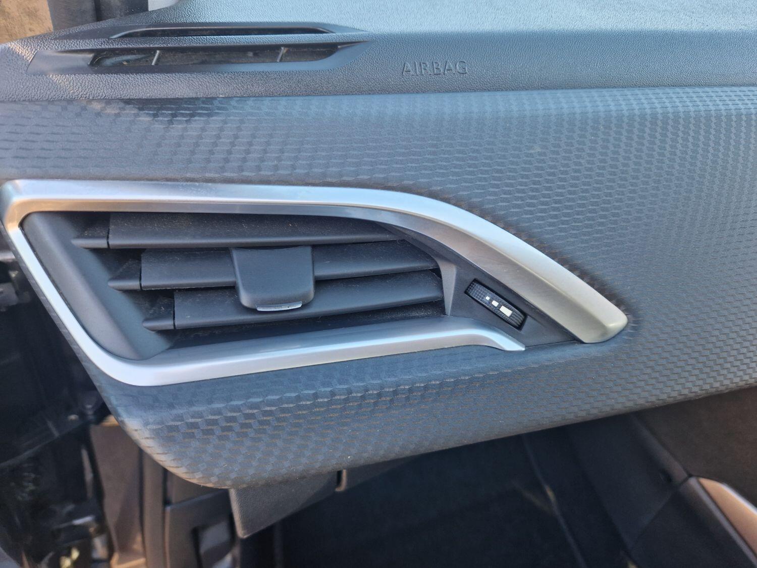 Used Peugeot 2008 2014 for sale - 76794154: Photo 28