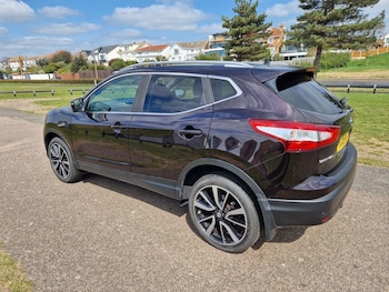 Used Nissan Qashqai 2015 for sale - 74356908: Photo