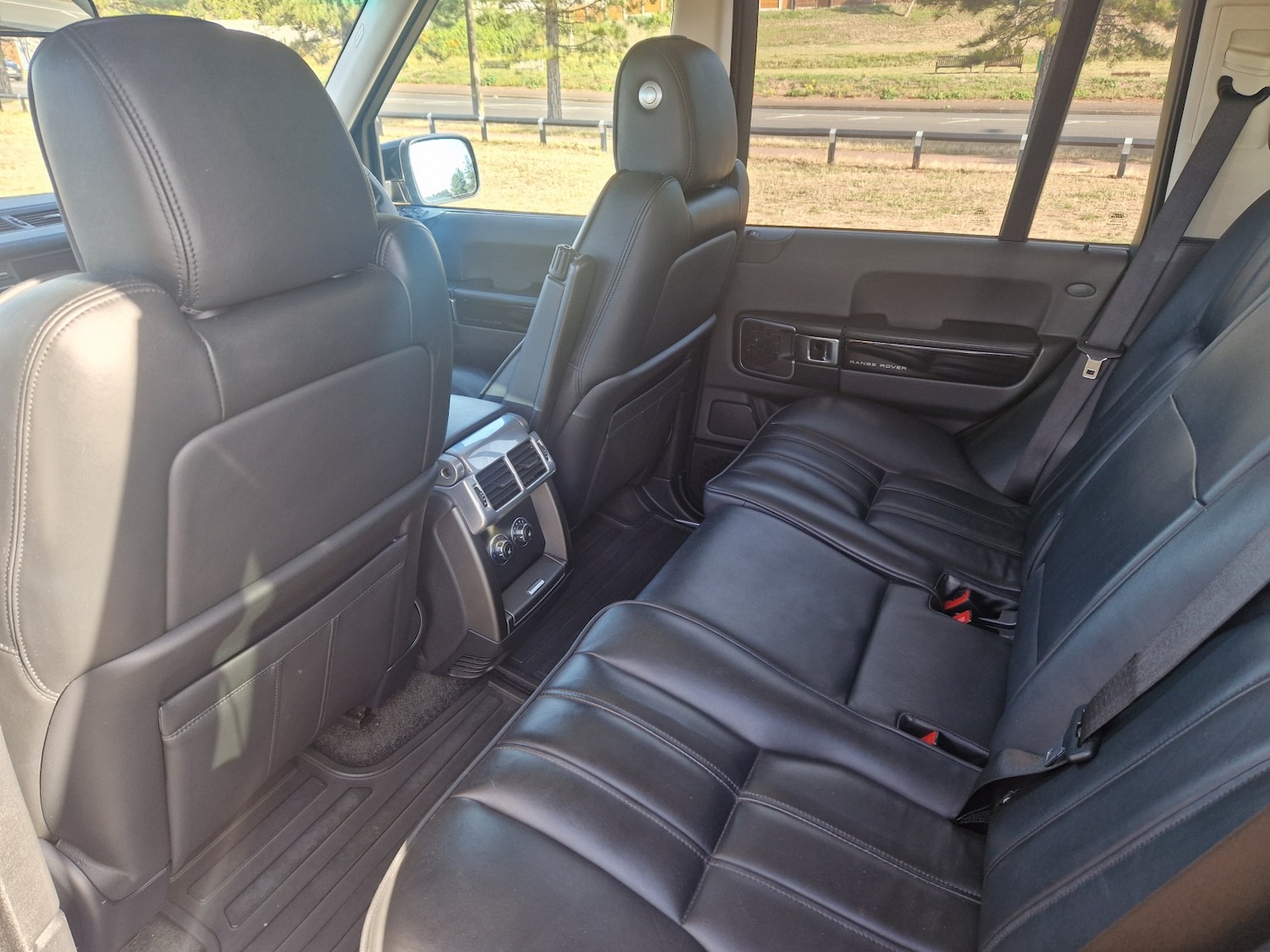 Used Land Rover Range Rover 2011 for sale - 77166159: Photo 12