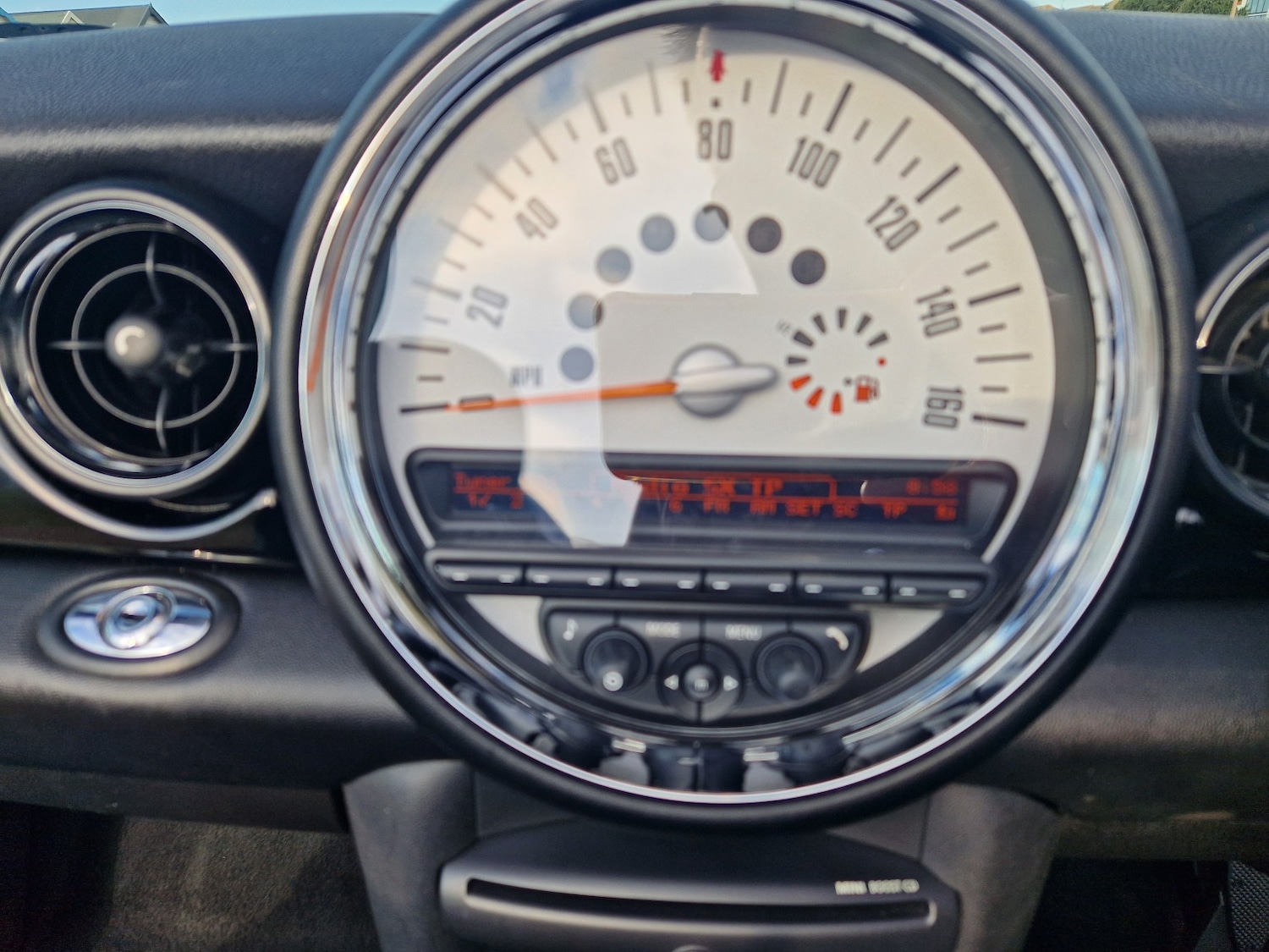 Used MINI Convertible 2011 for sale - 76273296: Photo 19