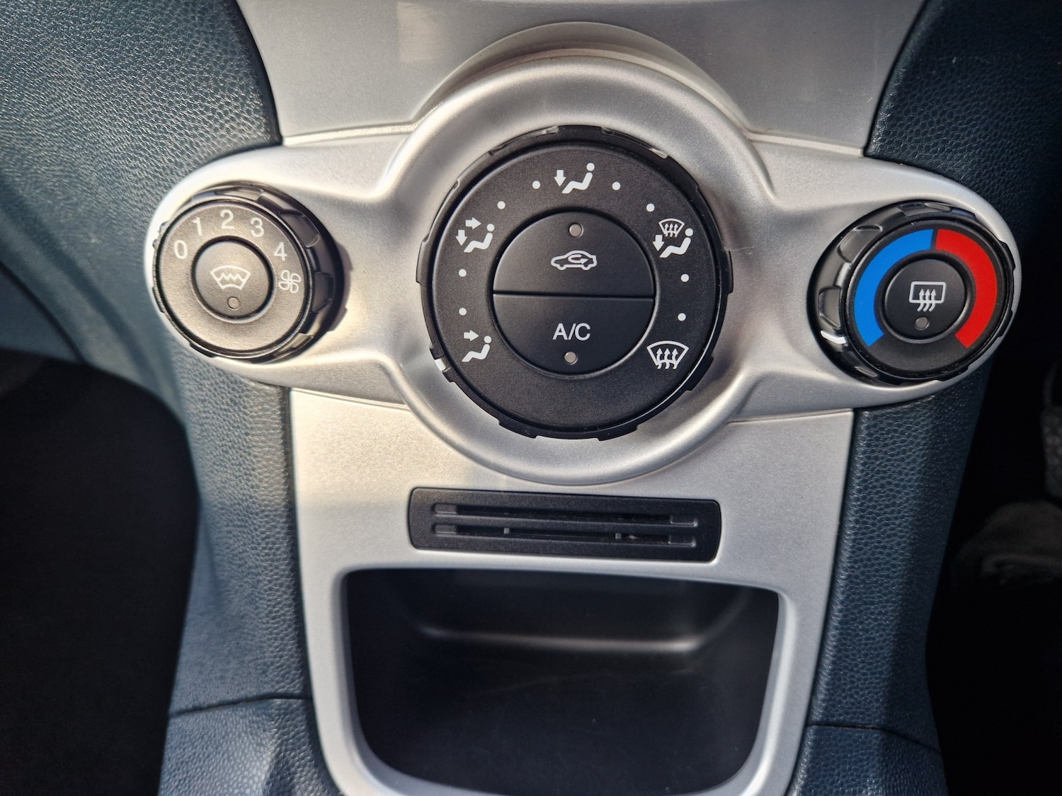 Used Ford Fiesta 2008 for sale - 76225280: Photo 25