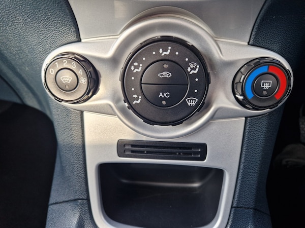 Used Ford Fiesta 2008 for sale - 76225280: Photo 25