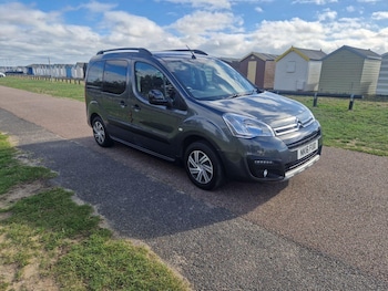 Used Citroen Berlingo 2016 for sale - 76769400: Photo
