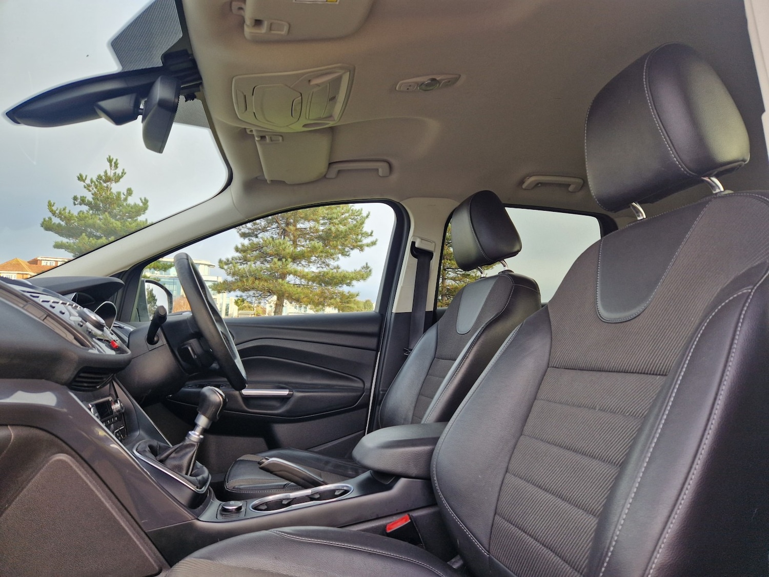 Used Ford Kuga 2015 for sale - 77516110: Photo 12