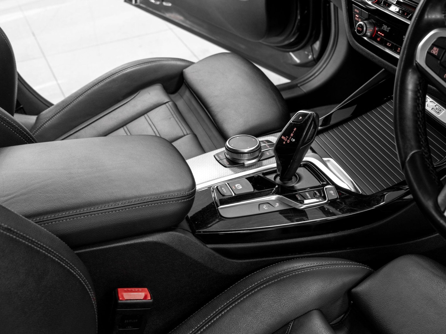 Used BMW X3 2018 for sale - 76989125: Photo 40