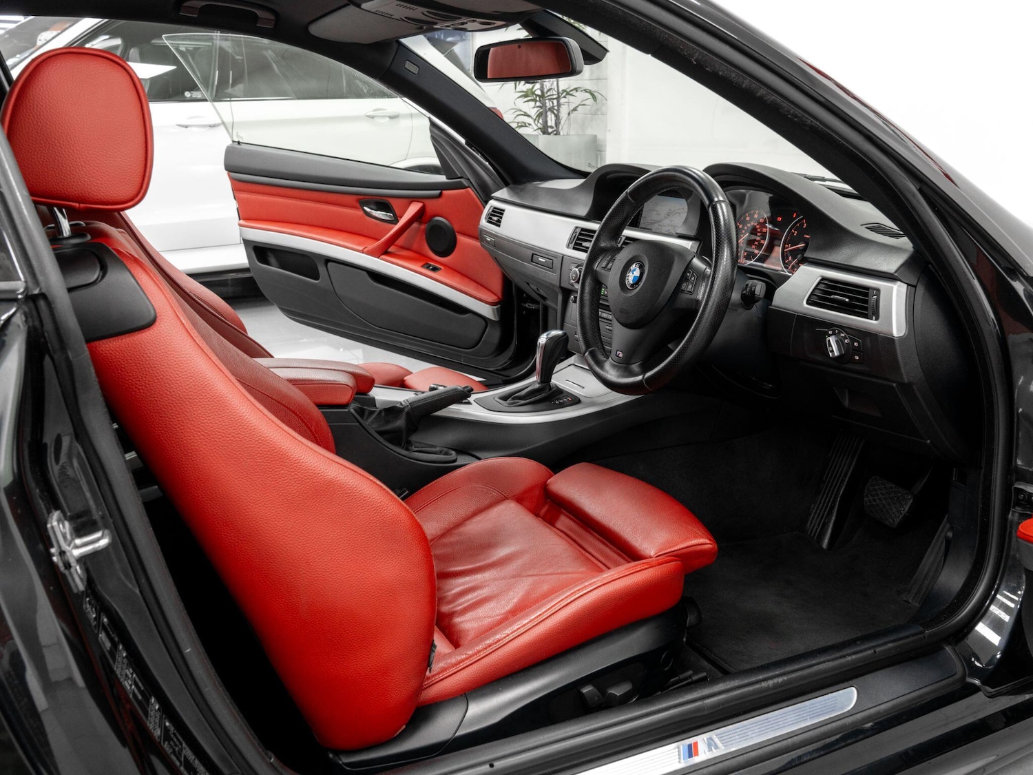 Used BMW 3 Series 2011 for sale - 76965026: Photo 14