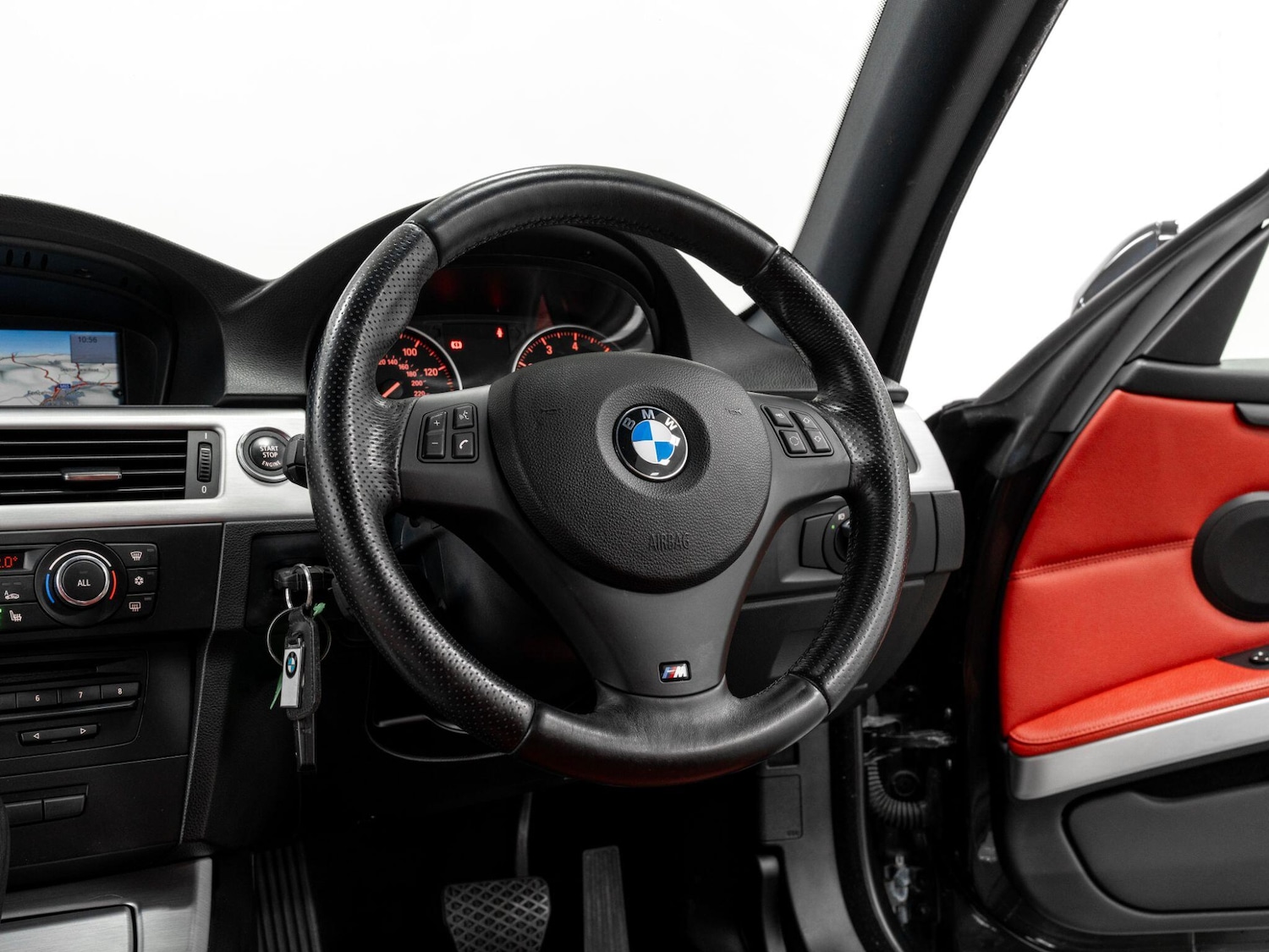 Used BMW 3 Series 2011 for sale - 76965026: Photo 19