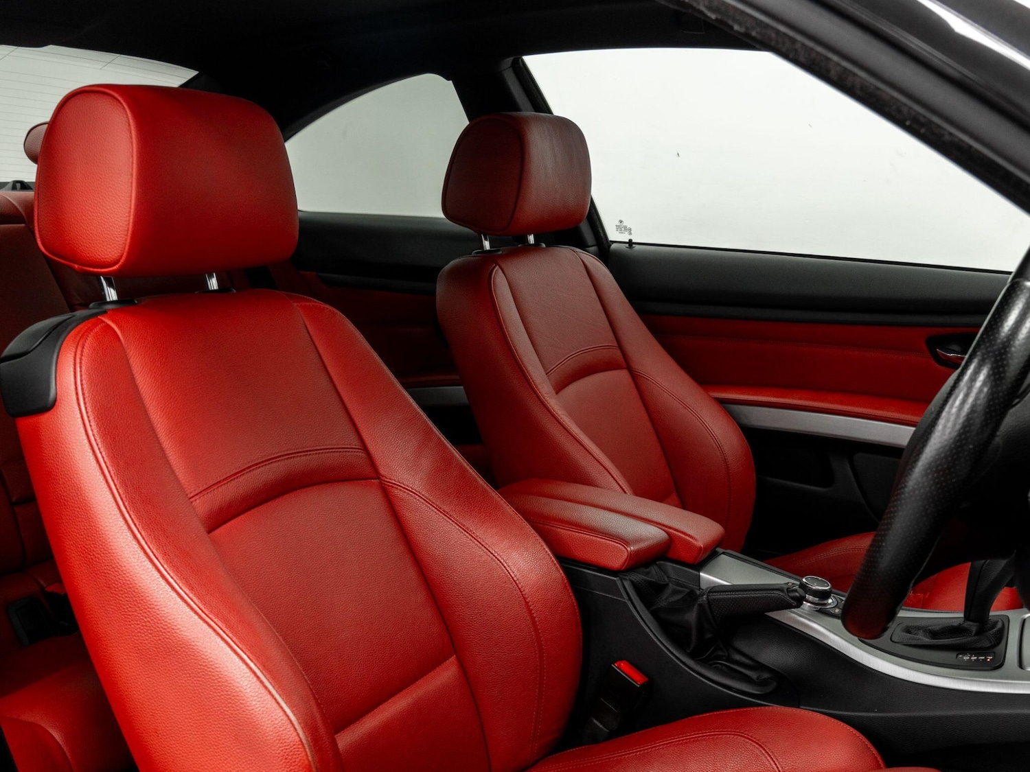 Used BMW 3 Series 2011 for sale - 76965026: Photo 21