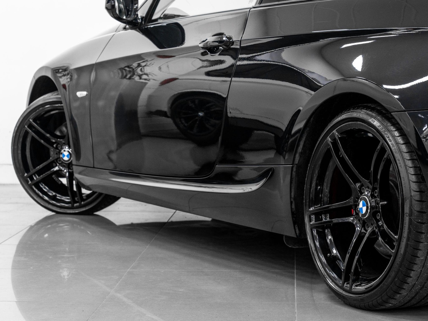 Used BMW 3 Series 2011 for sale - 76965026: Photo 30