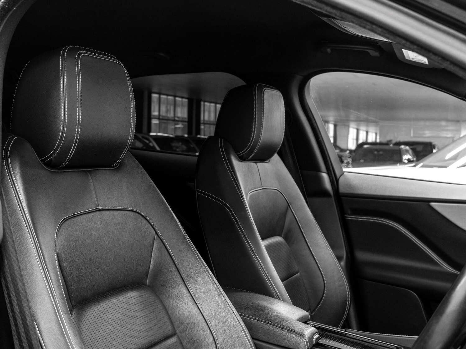 Used Jaguar F-Pace 2018 for sale - 76499723: Photo 23