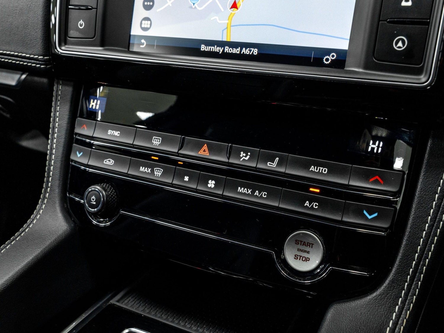 Used Jaguar F-Pace 2018 for sale - 76499723: Photo 43