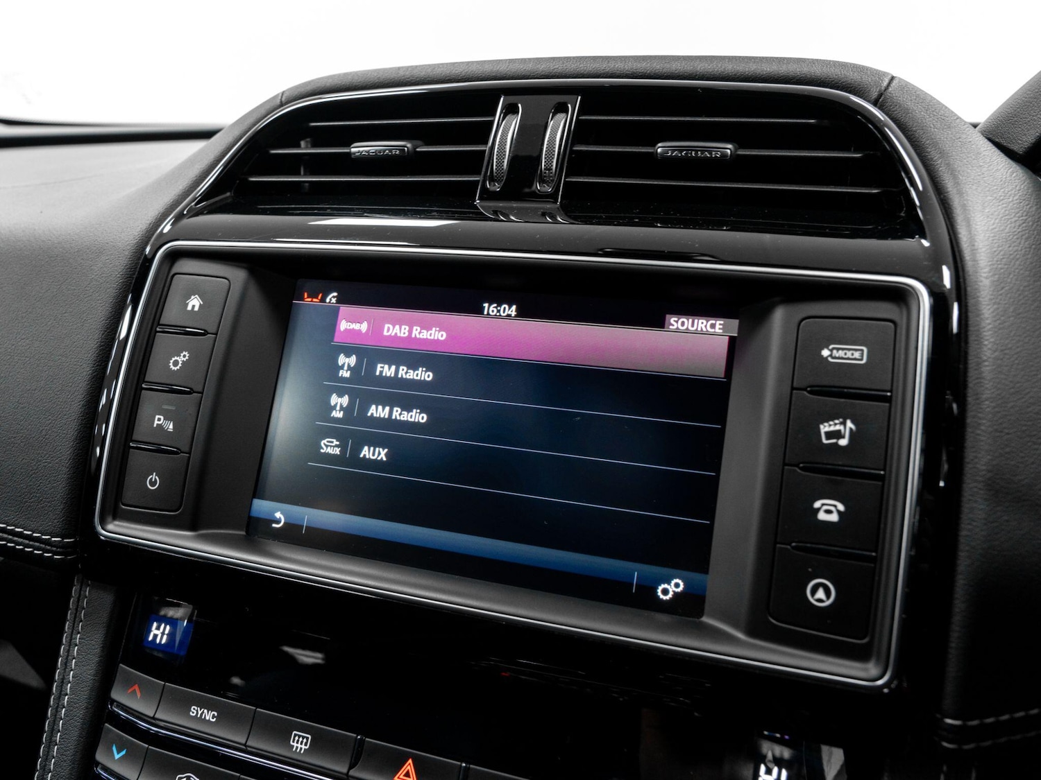 Used Jaguar F-Pace 2018 for sale - 76499723: Photo 52