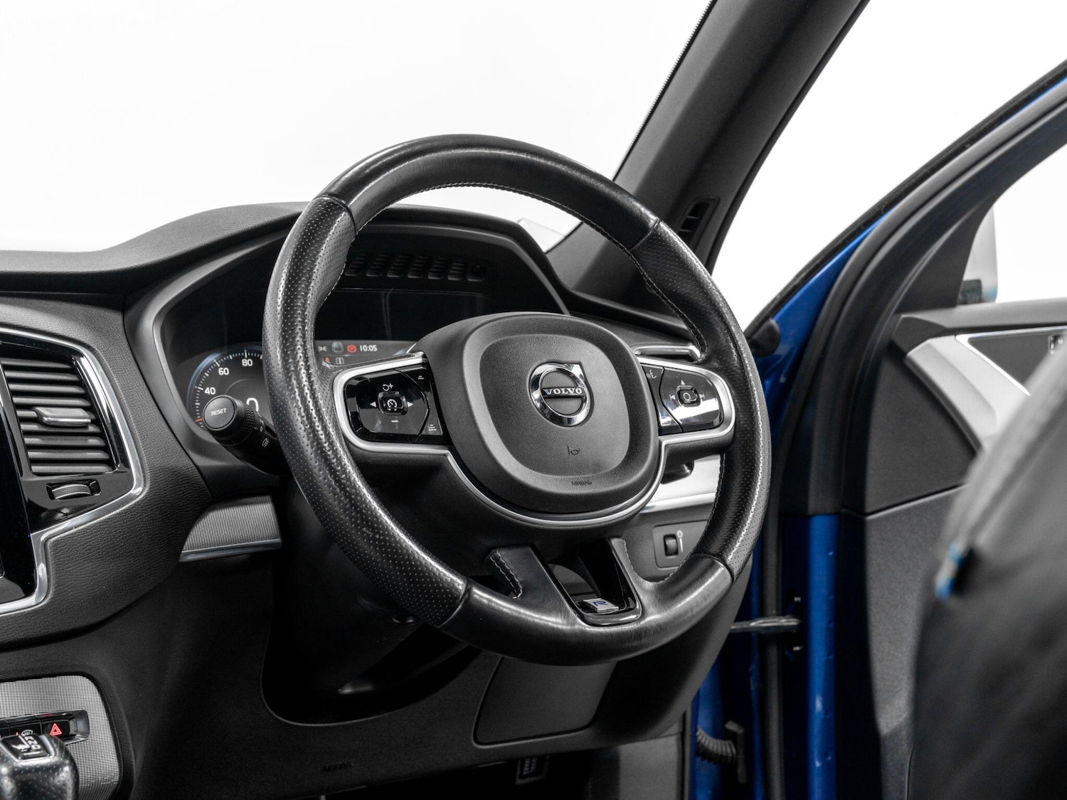 Used Volvo XC90 2018 for sale - 77156300: Photo 23