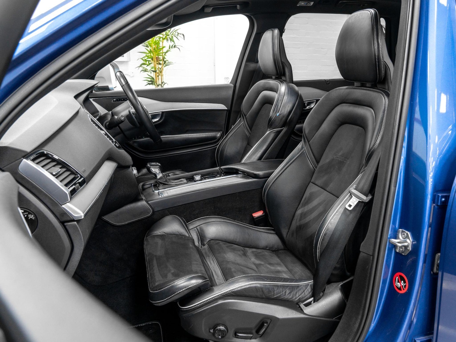 Used Volvo XC90 2018 for sale - 77156300: Photo 24