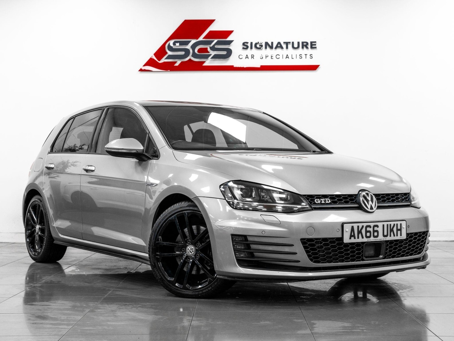 Used Volkswagen Golf 2016 for sale - 76850256: Photo 1