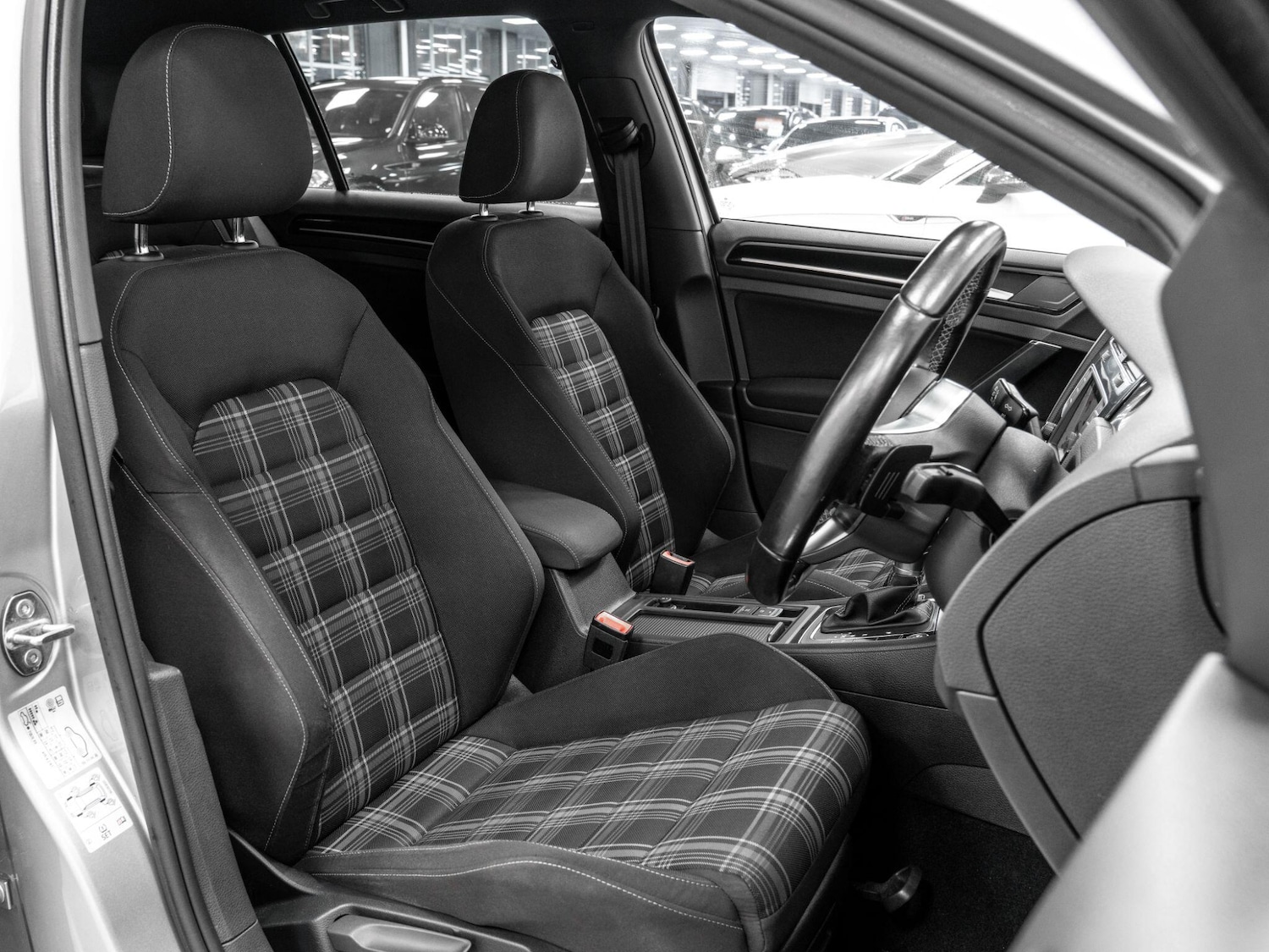 Used Volkswagen Golf 2016 for sale - 76850256: Photo 21