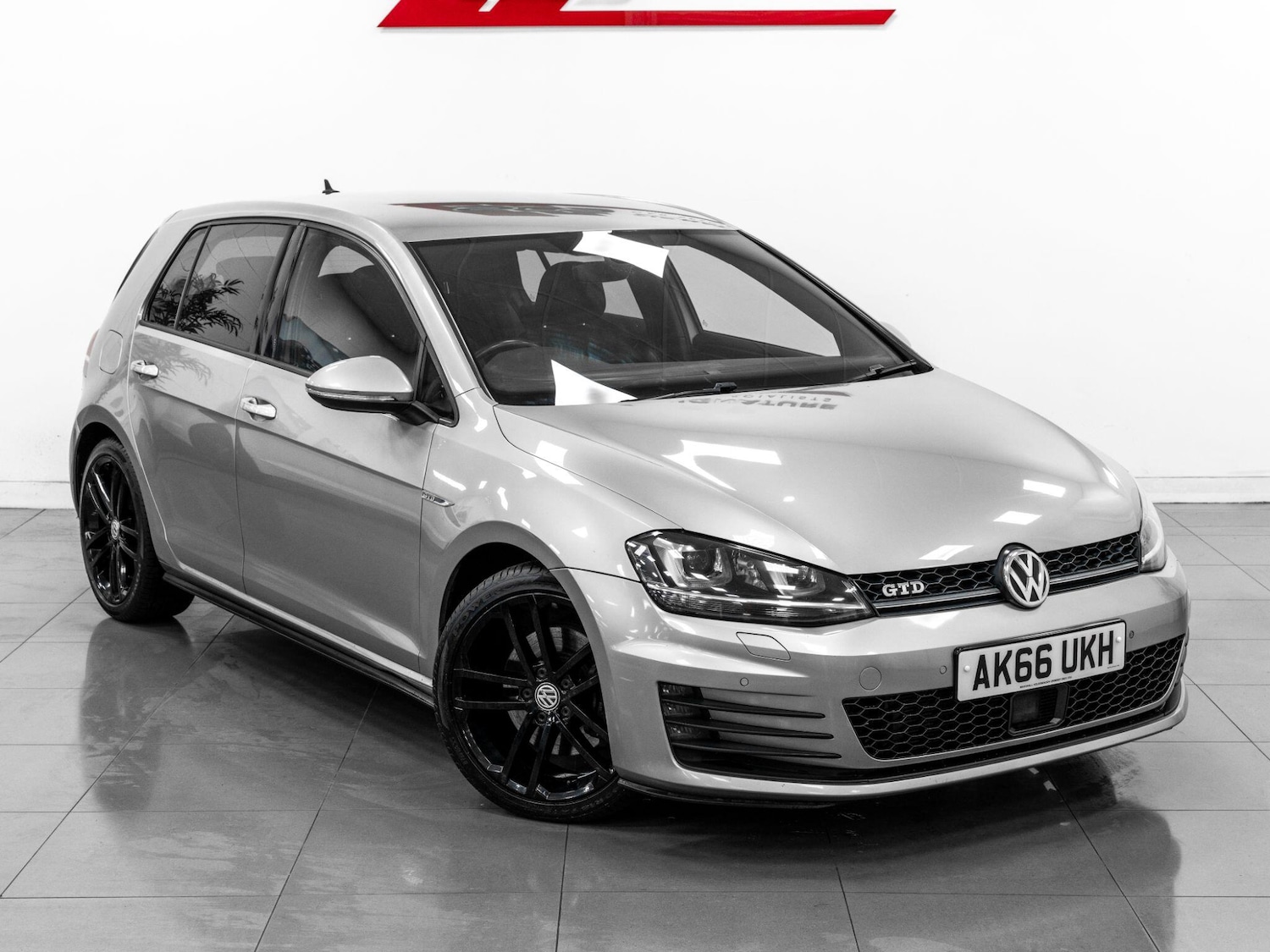 Used Volkswagen Golf 2016 for sale - 76850256: Photo 9