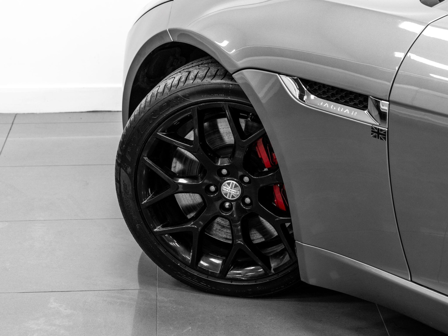 Used Jaguar F-Type 2013 for sale - 78203803: Photo 17