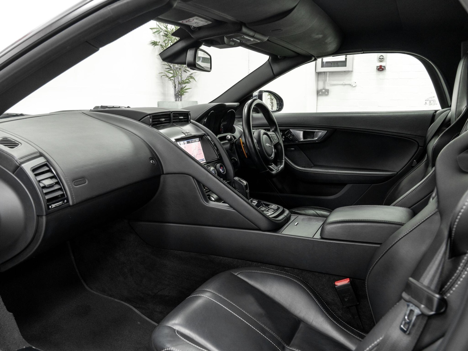 Used Jaguar F-Type 2013 for sale - 78203803: Photo 22