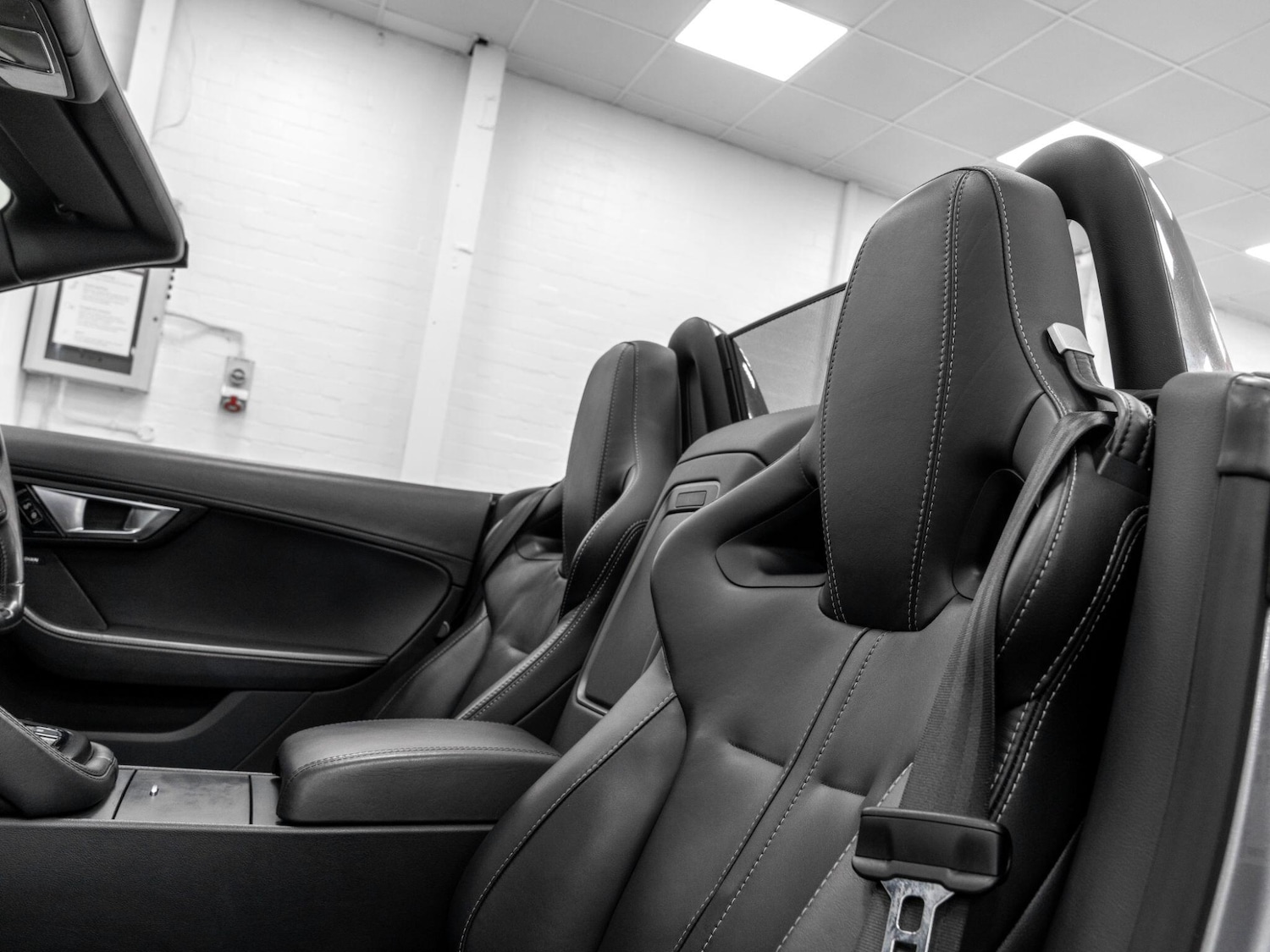 Used Jaguar F-Type 2013 for sale - 78203803: Photo 29