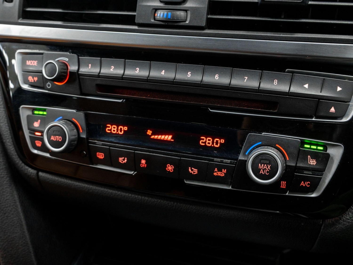 Used BMW 4 Series 2017 for sale - 77705145: Photo 36