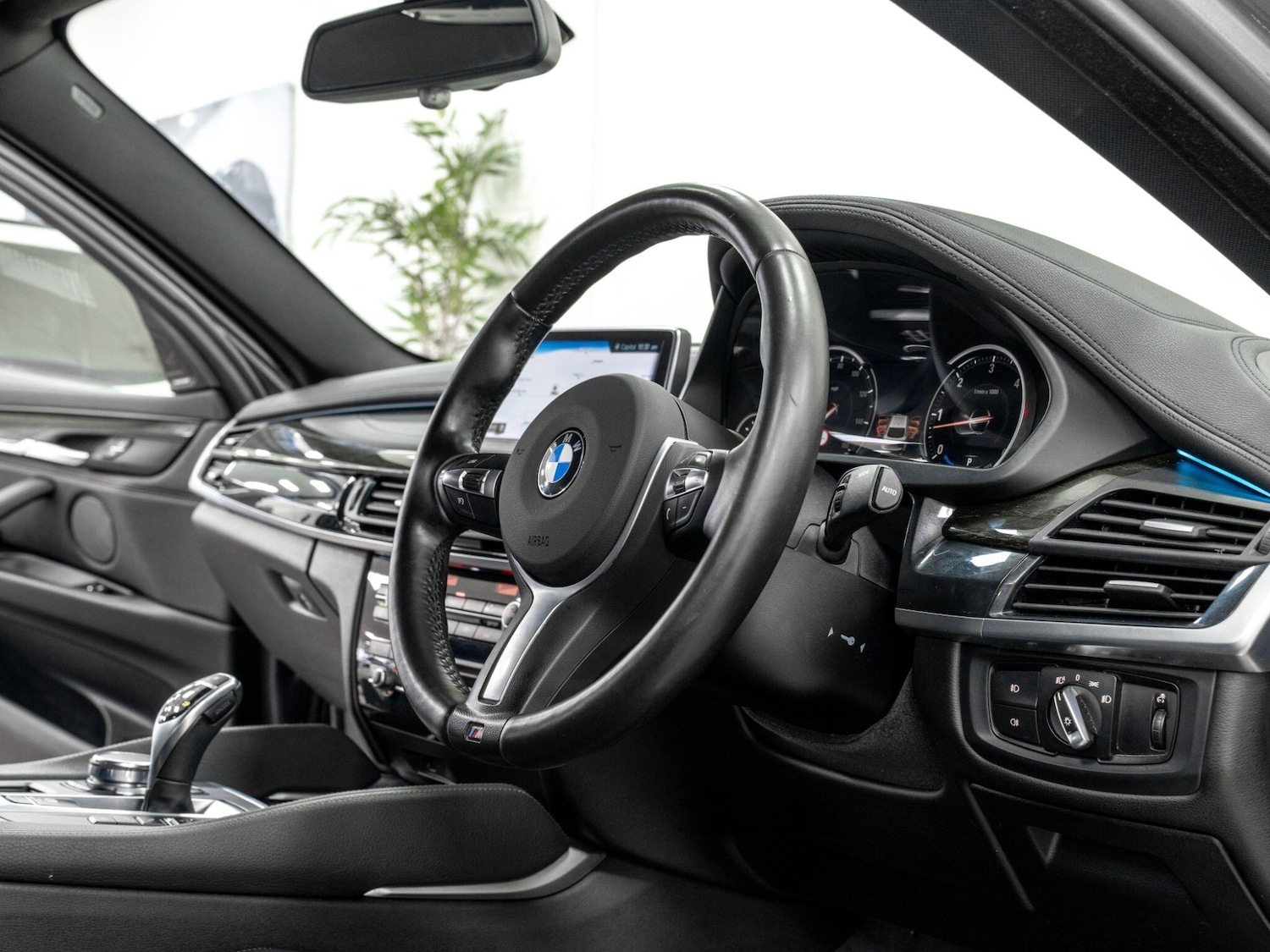 Used BMW X6 2017 for sale - 76370511: Photo 39