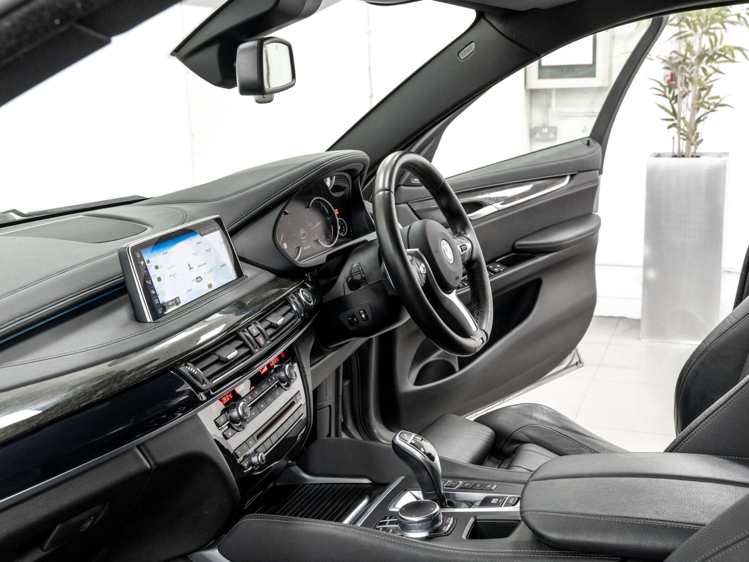 Used BMW X6 2017 for sale - 76370511: Photo 40