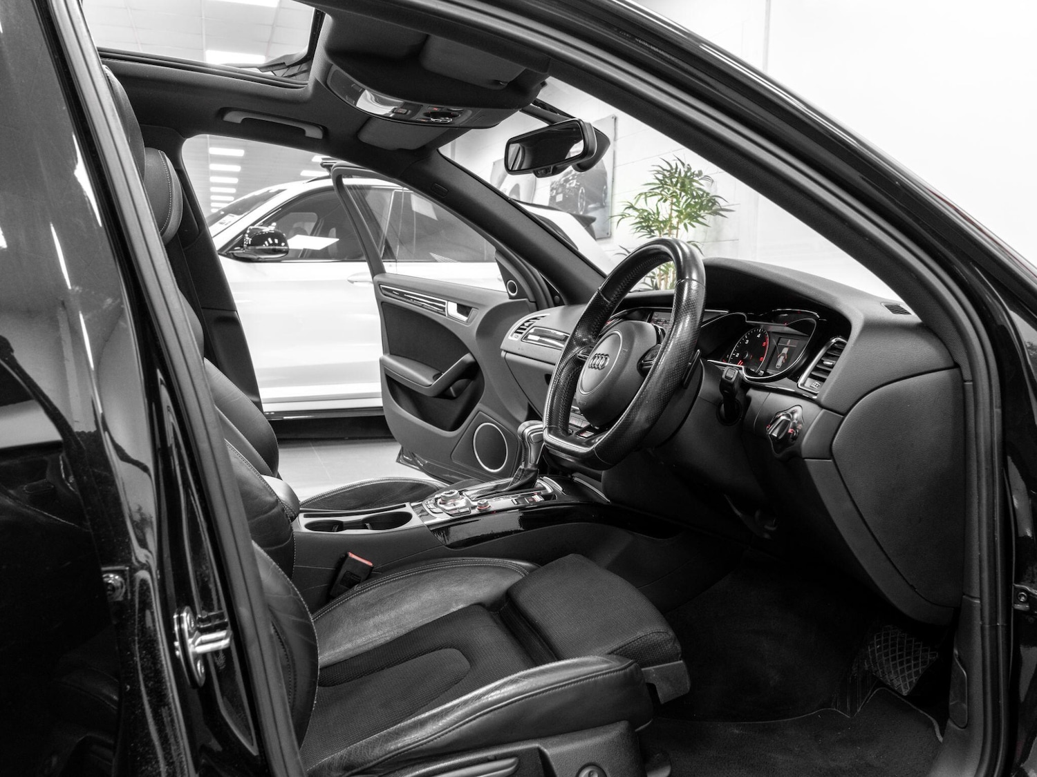 Used Audi A4 Avant for sale - 77306033: Photo 15