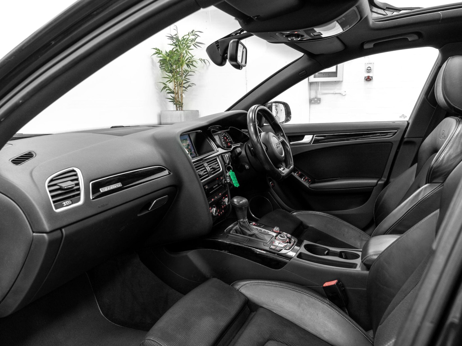 Used Audi A4 Avant for sale - 77306033: Photo 19