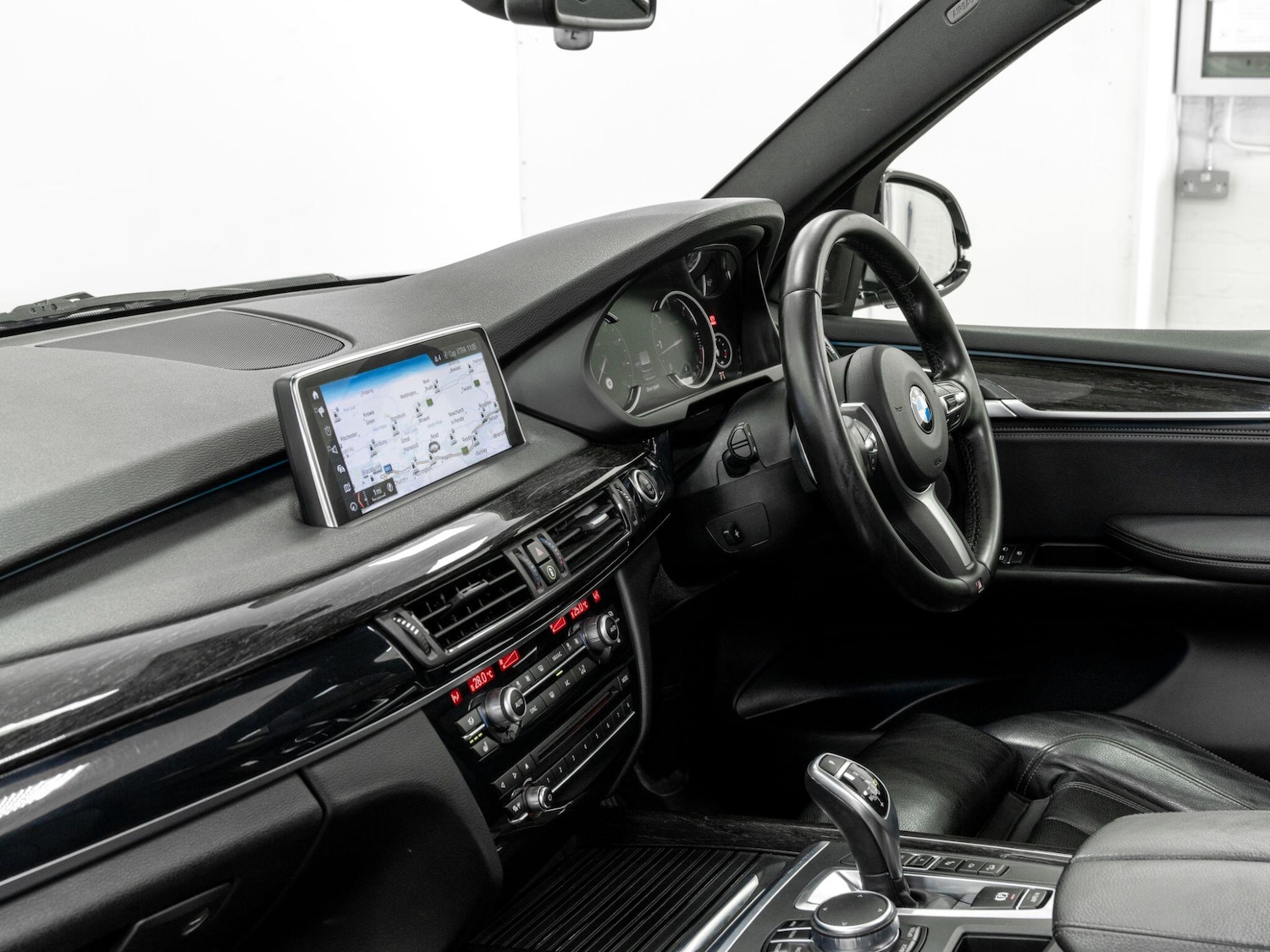 Used BMW X5 2018 for sale - 76689493: Photo 43