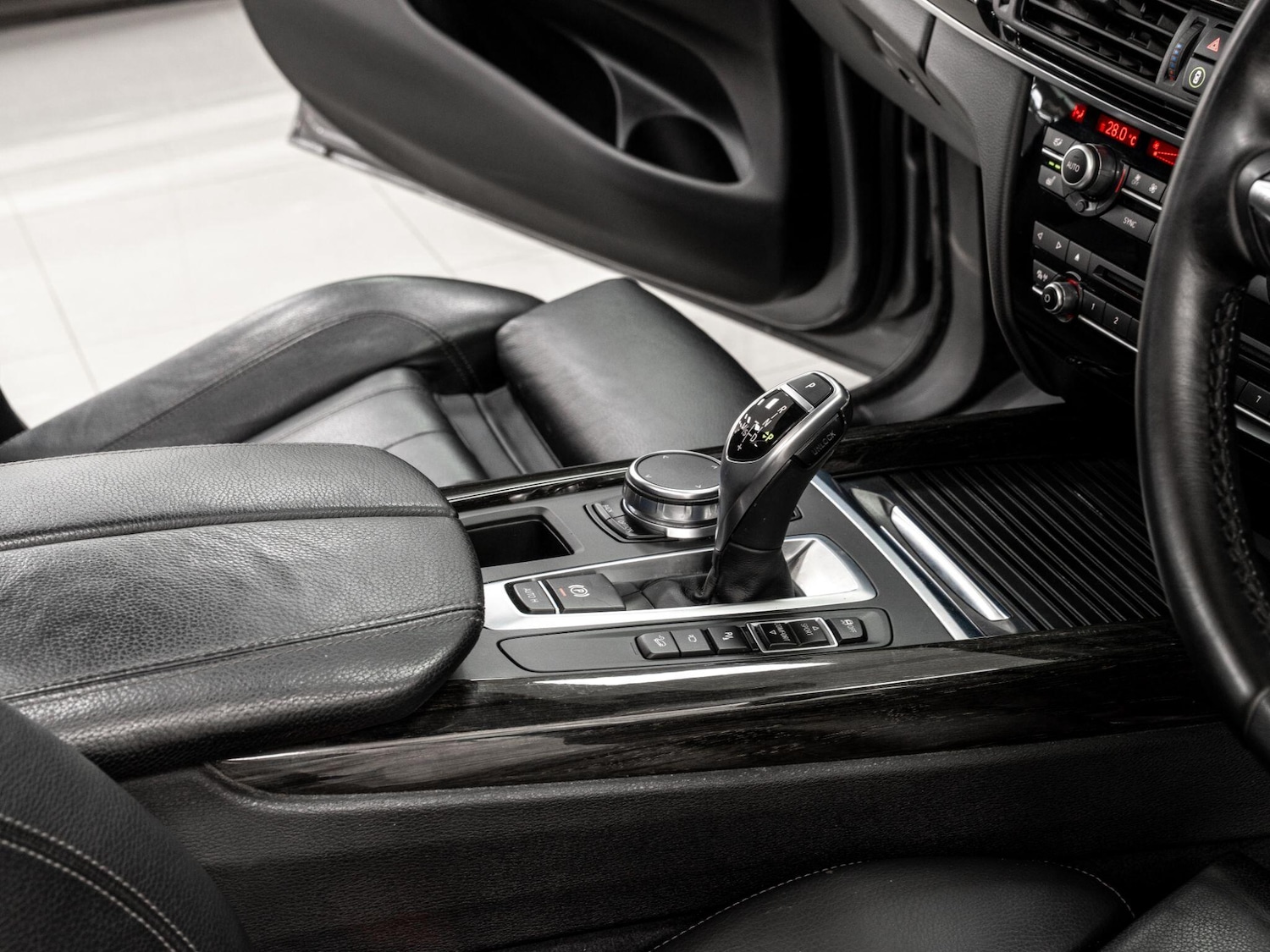 Used BMW X5 2018 for sale - 76689493: Photo 44