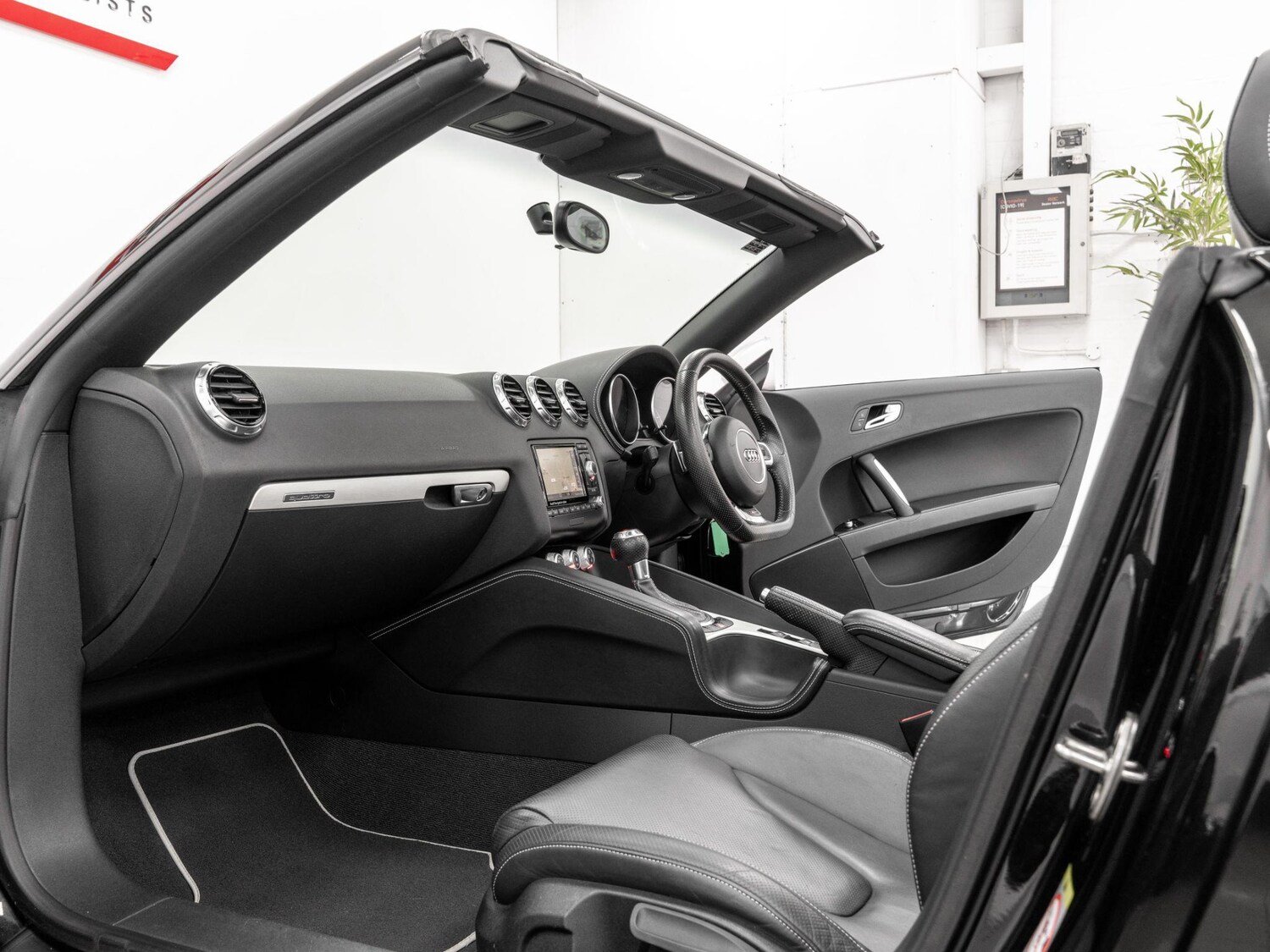 Used Audi TT 2014 for sale - 78171220: Photo 19