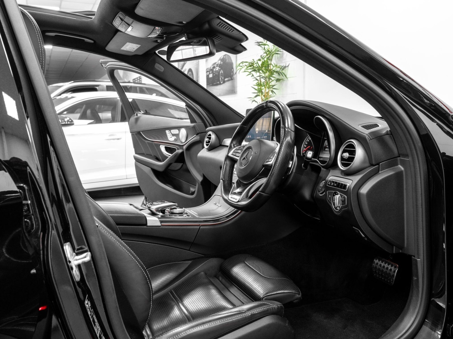 Used Mercedes-Benz C Class 2015 for sale - 76850419: Photo 16