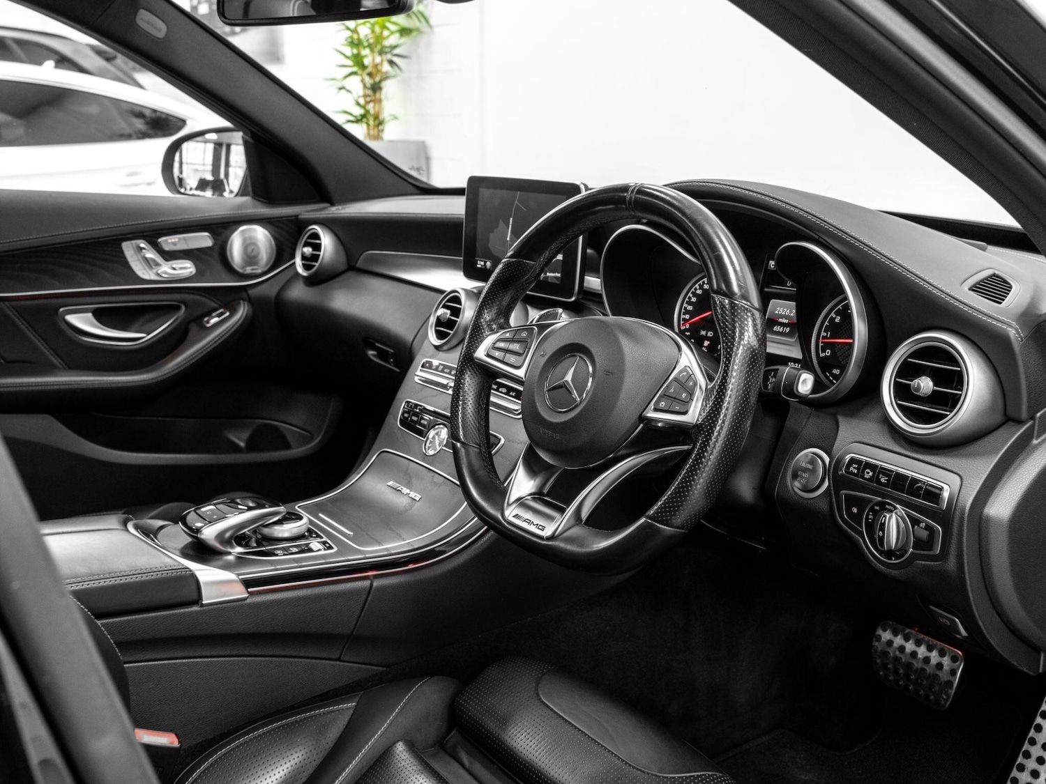 Used Mercedes-Benz C Class 2015 for sale - 76850419: Photo 19