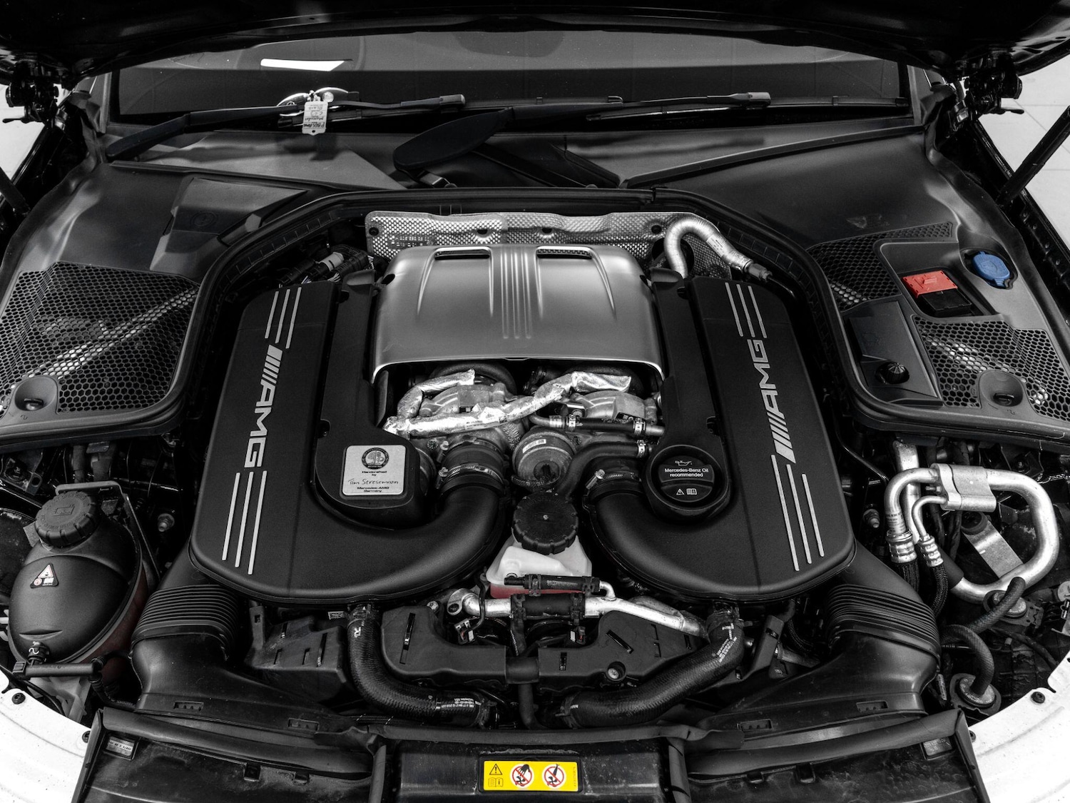 Used Mercedes-Benz C Class 2015 for sale - 76850419: Photo 33