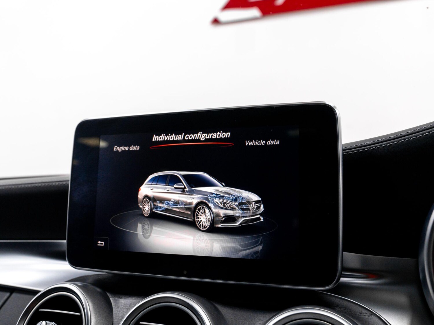 Used Mercedes-Benz C Class 2015 for sale - 76850419: Photo 70