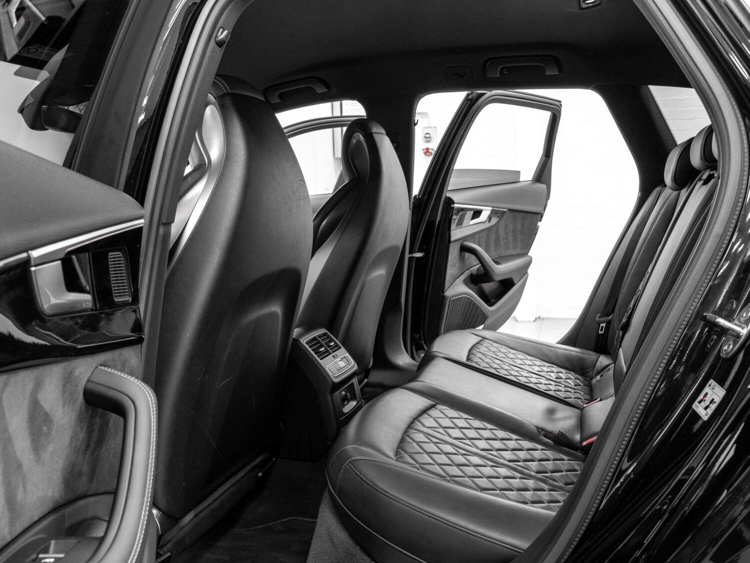 Used Audi S4 Avant for sale - 78086802: Photo 25