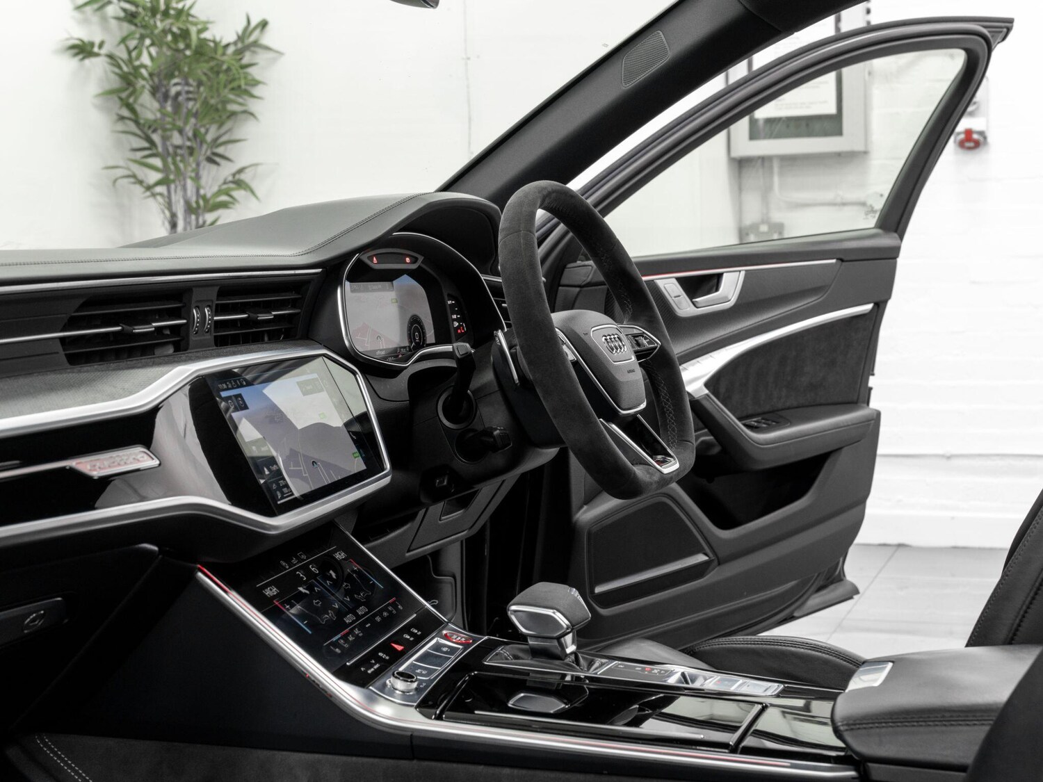 Used Audi RS6 Avant for sale - 78220041: Photo 34